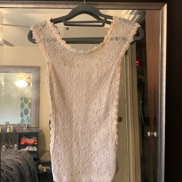 Express lace top woman’s size XS khaki - Picture 1 of 5